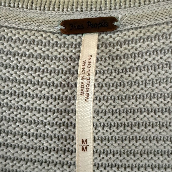 Free People Women's V-Neck Light Gray Sweater - Picture 3 of 3